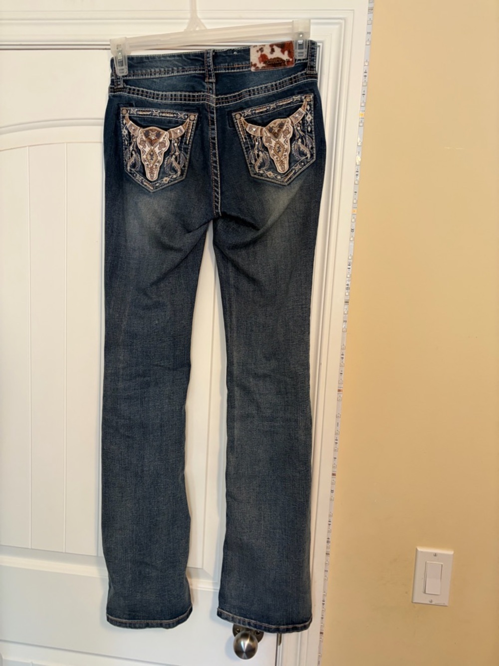 Women's Dark Wash Jeans with Embroidered Back Pockets western stampede